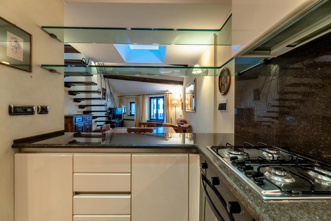 Dimora Lucrezia Apartment Savona Exterior photo