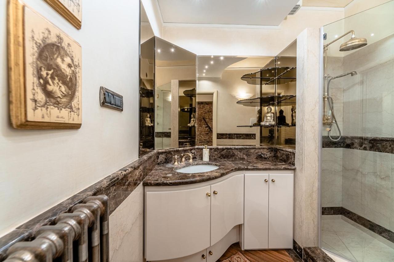 Dimora Lucrezia Apartment Savona Exterior photo