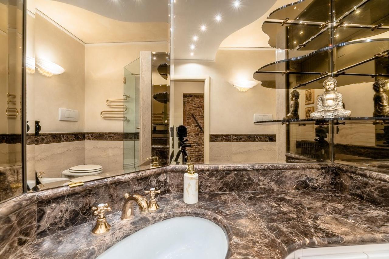 Dimora Lucrezia Apartment Savona Exterior photo