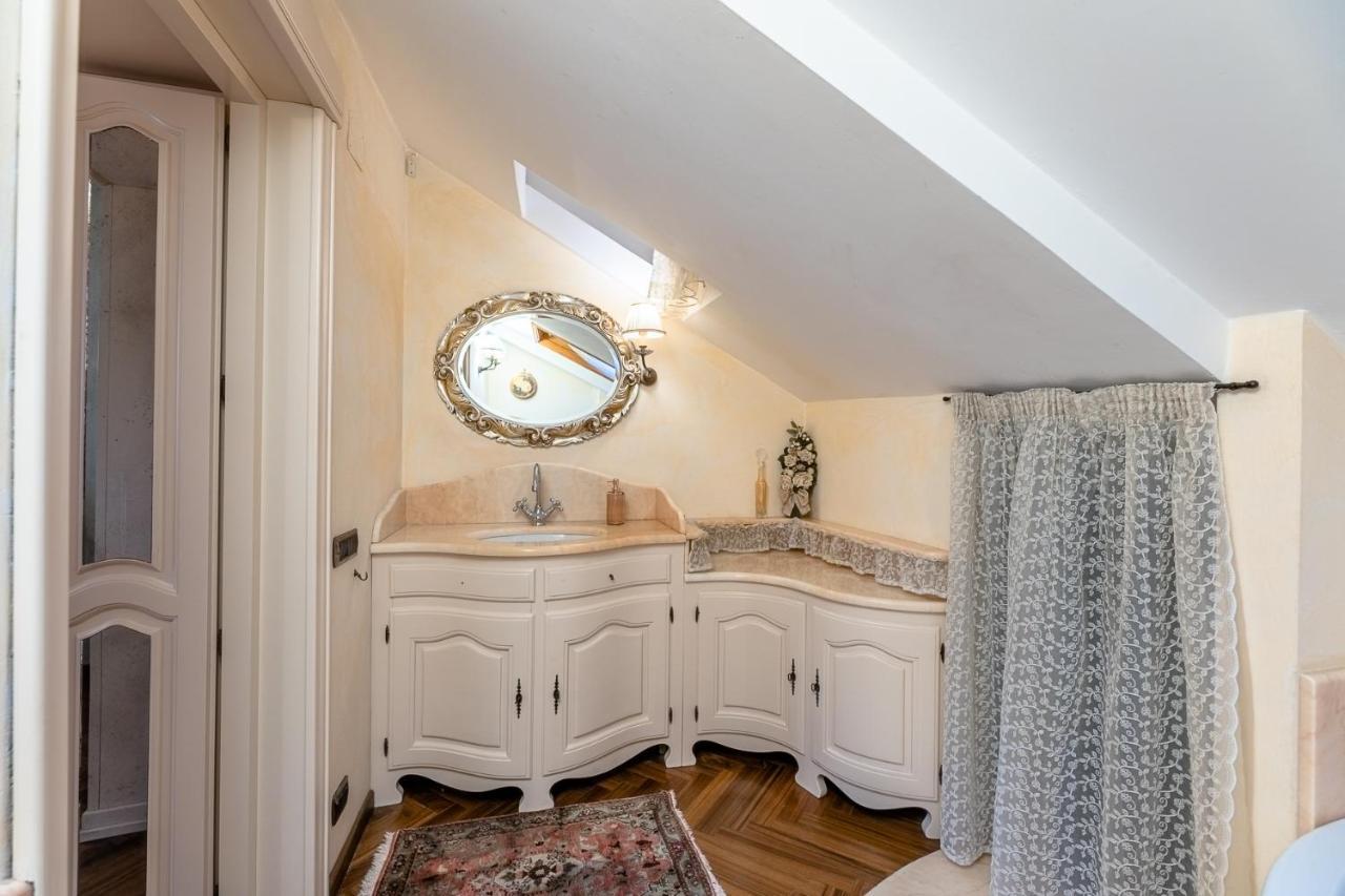 Dimora Lucrezia Apartment Savona Exterior photo